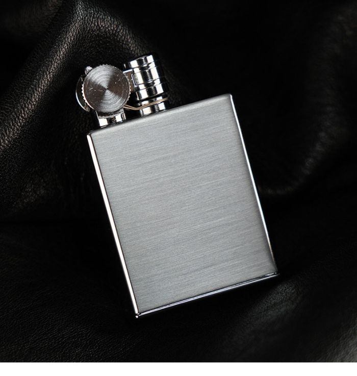 Бензинова запальничка Marvelous (Японія)