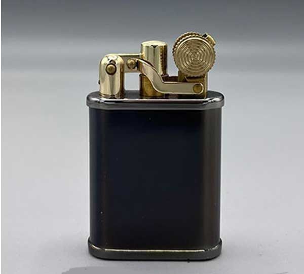 Бензинова запальничка Zorro в ретро-стилі (Antique Series)