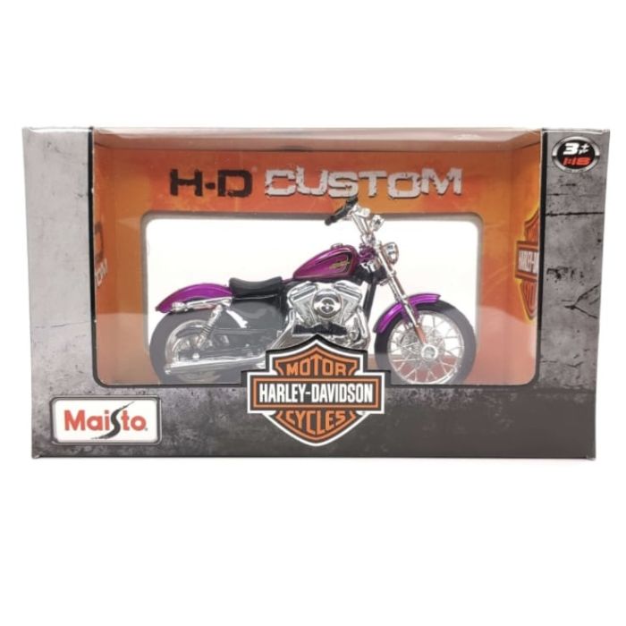 Масштабна модель мотоцикла Harley-Davidson 2013 XL1200V Seventy-Two (1:18) від Maistо