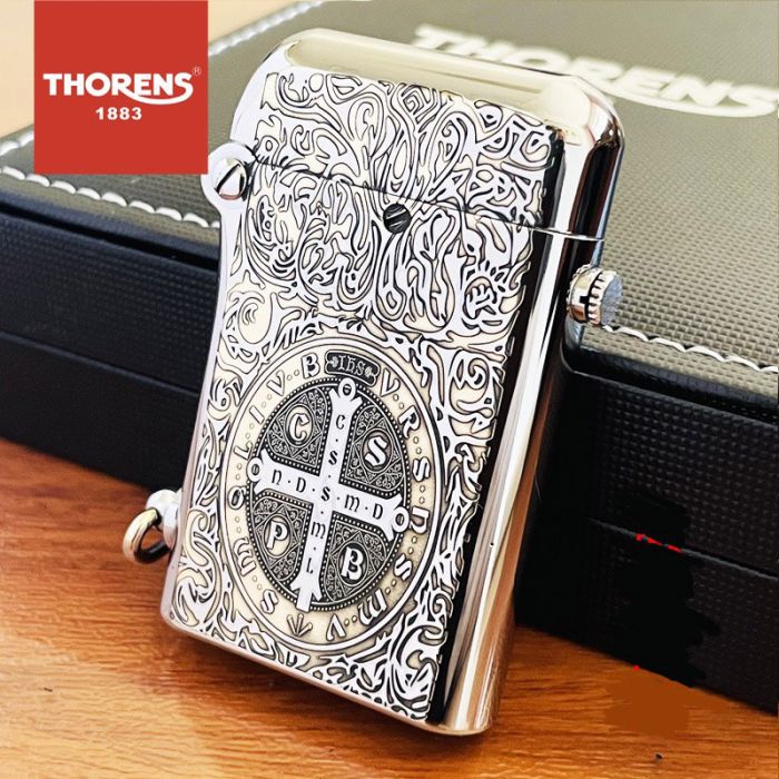 Бензинова запальничка Thorens «Медальйон Святого Бенедикта» (Limited Edition)