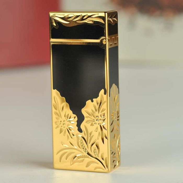Газова запальничка  преміум-класу KELEISI з художнім гравіюванням Black & Gold