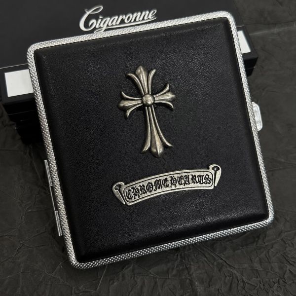 Портсигар металевий Chrome Hearts із чорною екошкірою та хрестом (99х95х19 мм)