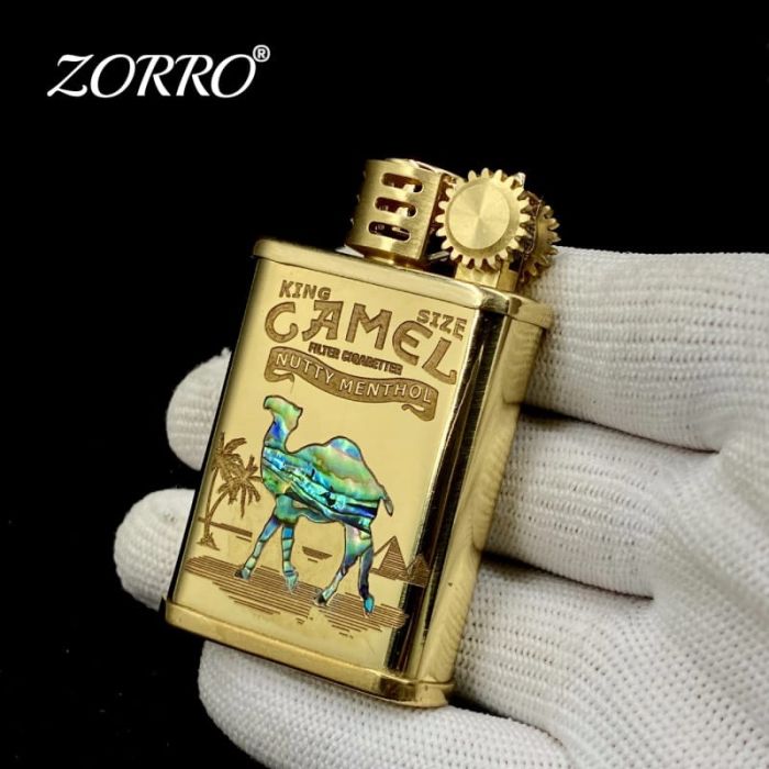 Бензинова запальничка ZORRO 587 Brass у стилі Репід / Стімпанк з інкрустацією перламутром (Camel / Bear)