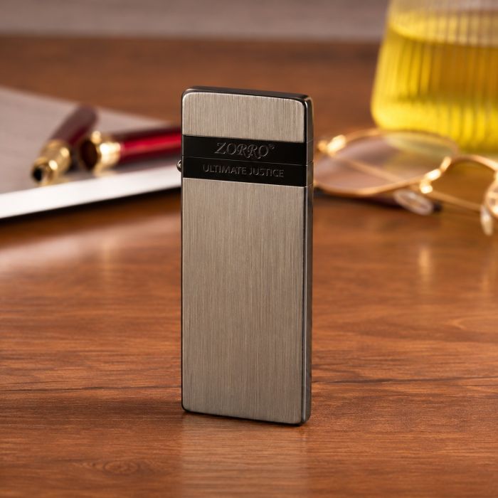 Бензинова запальничка Zorro Ultimate Justice (735 Brass)