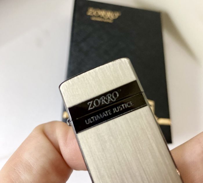 Бензинова запальничка Zorro Ultimate Justice (735 Brass)