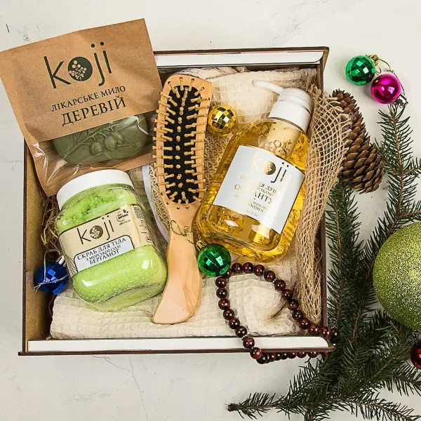 Подарунковий набір косметики KOJI 002