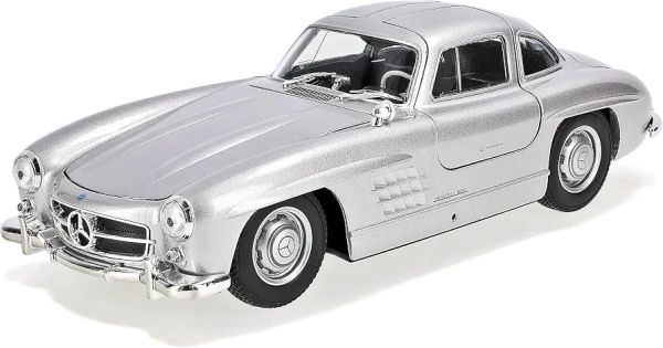 Масштабна модель легендарного спорткара Mercedes-Benz 300 SL Gullwing («Крило чайки»)1:24