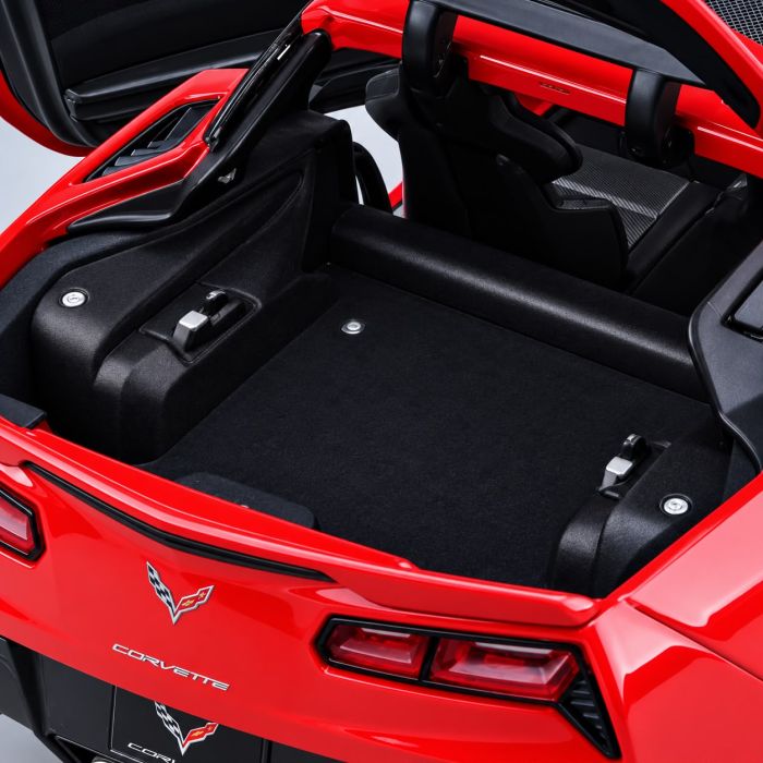 Модель автомобіля 2014 Corvette Stingray Z51 (Масштаб1:18) від Maisto