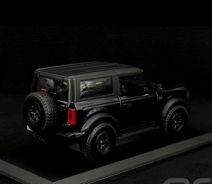 Колекційна автомобільна модель 2021 Ford Bronco Wildtrak (Maisto, масштаб 1:18)