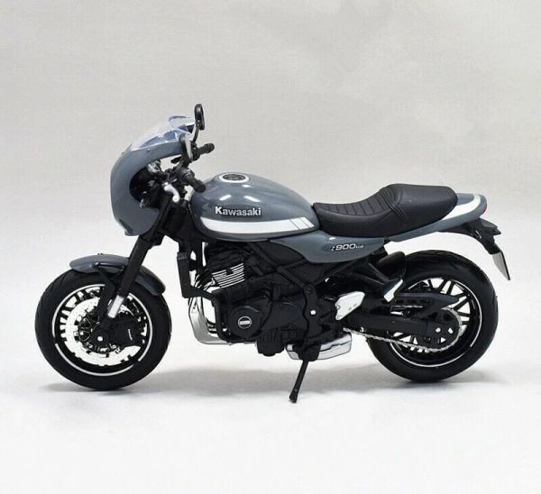 Колекційна модель мотоцикла Kawasaki Z900RS Cafe (масштаб 1:12) від Maisto