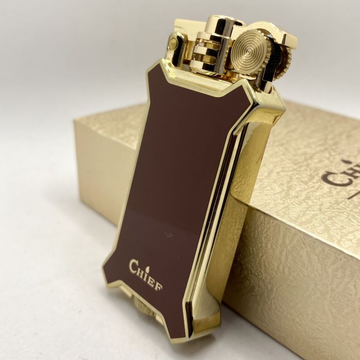 Бензинова запальничка Chief "Паладін" (Paladin)