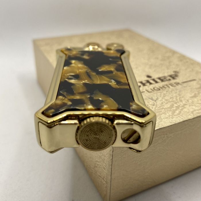 Бензинова запальничка Chief "Золотий Амбер"
