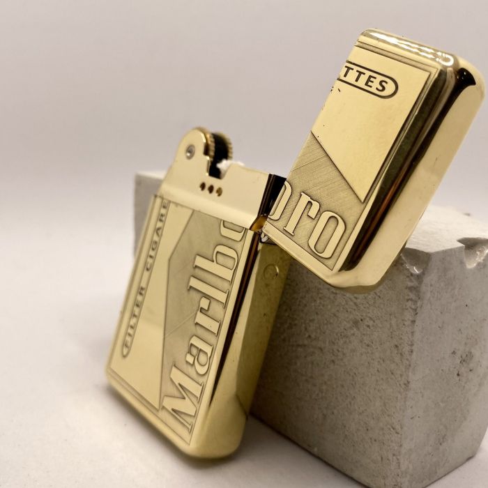 Бензинова запальничка Chief Marlboro Royal Flare (Марльборо Королівський Блиск)