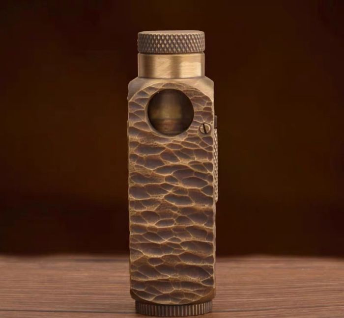 Бензинова запальничка KOJI "Кратер" (Crater)