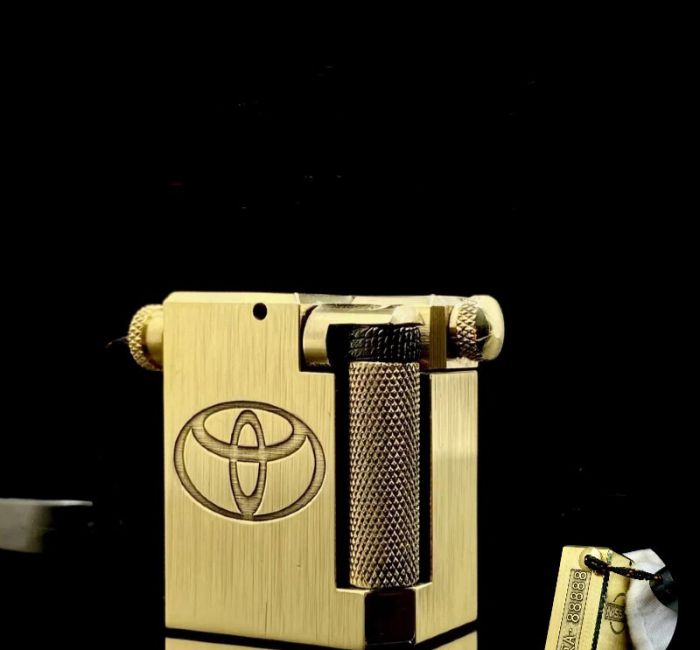 Бензинова запальничка KOJI TOYOTA