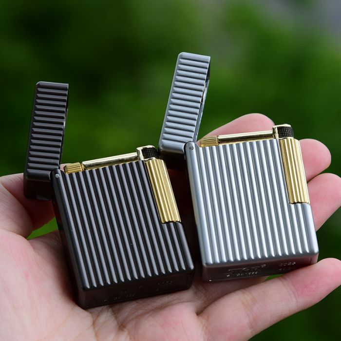 Елегантна Бензинова Запальничка Star сіро-чорного кольору