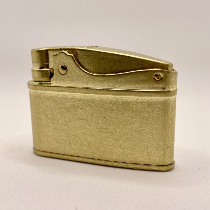 Бензинова запальничка Zorro: Класика у стилі Ретро (Золотиста латунь)