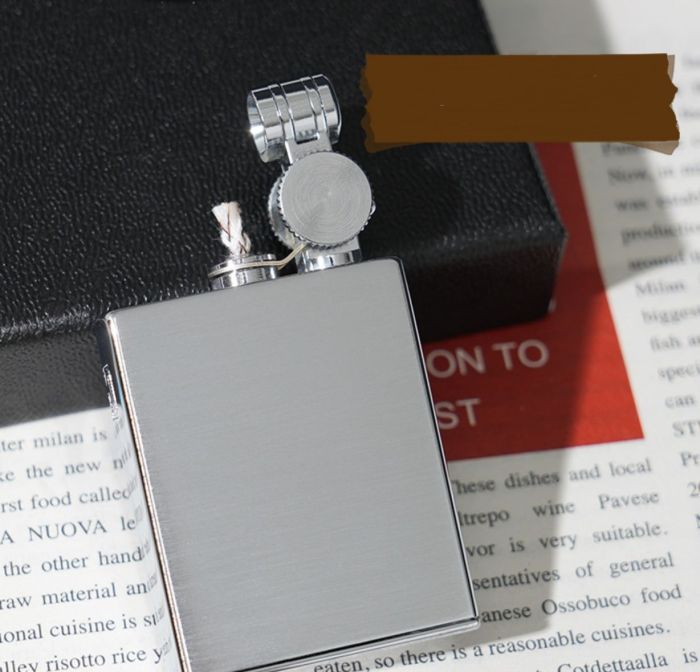 Бензинова запальничка Marvelous (Японія)