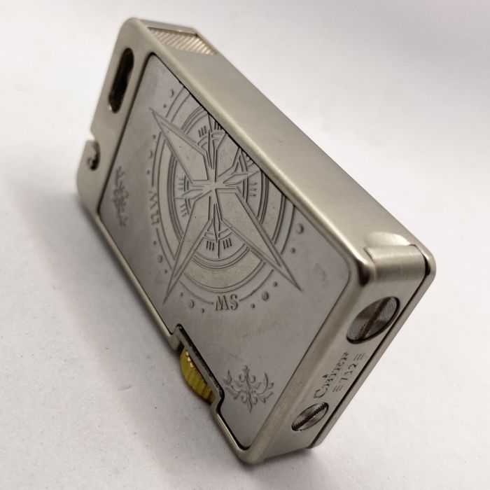 Запальничка  бензинова Chief з гравіюванням Роза вітрів