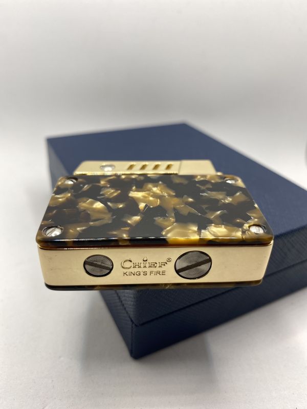 Бензинова Запальничка Chief з Черепаховим принтом