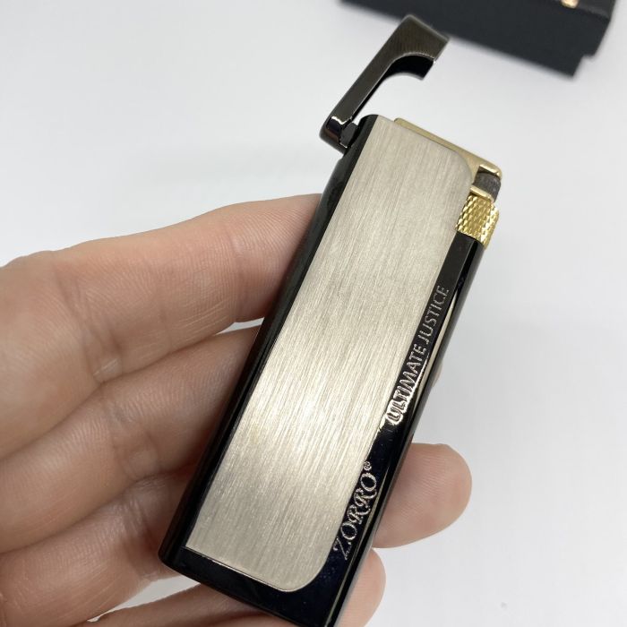 Запальничка Газова Zorro (Металік/Чорний) | Серія Ultimate Justice