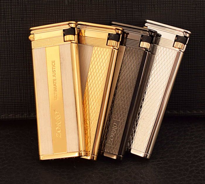 Класична Газова Запальничка ZORRO (Сатин/Чорна)