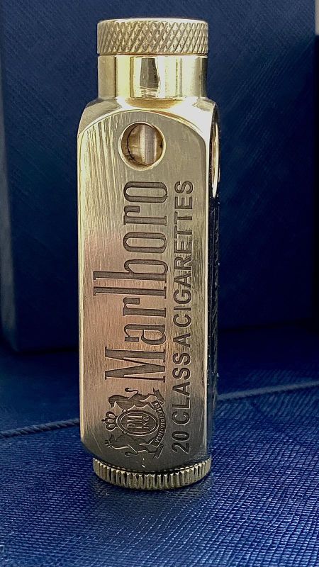 Бензинова запальничка з латуні MARLBORO
